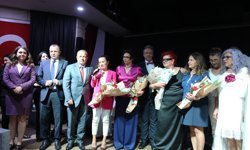 Yunusemre Türk Müziği Topluluğundan Unutulmaz Konser