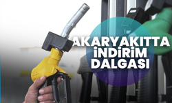 Akaryakıtta indirim dalgası