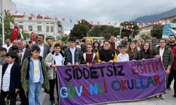 Manisa’da Anlamlı Sergi: Kaybedilen Çocuklar Unutulmadı