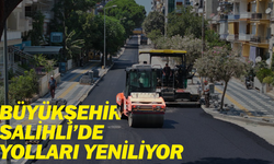 Manisa Büyükşehir Belediyesi, Salihli’de 4 Caddeyi Sıcak Asfaltla Yeniliyor