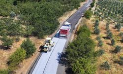 Manisa Büyükşehir’den Gördes İlçesine 14 Kilometrelik Asfalt Çalışması