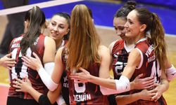 Yunusemre'nin Sultanları Altay'ı Geçti: 3-1