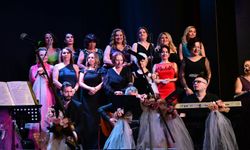 Zeki Müren’in Unutulmaz Şarkıları Manisa’da Yankılandı