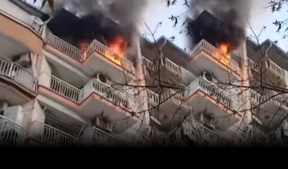 Manisa’da ev yangını: 3 kişi hastaneye kaldırıldı, 6 kedi öldü