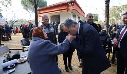 Emekli Kafe hizmete girdi