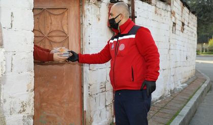 Şehzadeler Belediyesi Aşevi’nden 92 Bin Öğün Sıcak Yemek Desteği