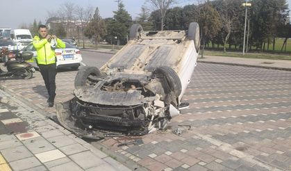 Turgutlu’da trafik kazası: 2 kişi yaralandı