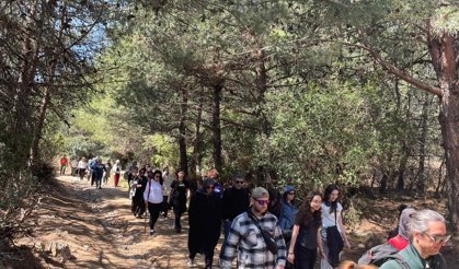 Şehzadeler’de Doğaseverler Yürüyüşte Buluştu