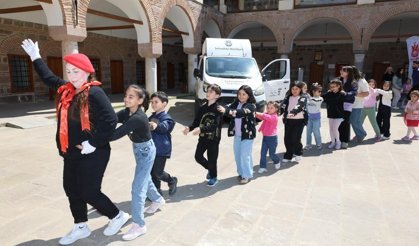 Şehzadeler’de Çocuklar Rengarenk Bir Gün Geçirdi
