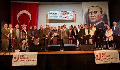 Akhisar’da Defne Bebek İçin Dayanışma Gecesi: Umut Konseri Yoğun Katılımla Gerçekleşti