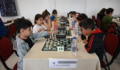 Minik Satranççılar Şah Mat Yolculuğunda Buluştu