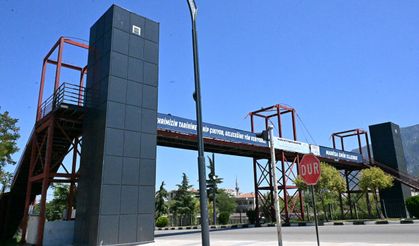Büyükşehir’den Kuşlubahçe’deki Üst Geçide Asansör Kolaylığı