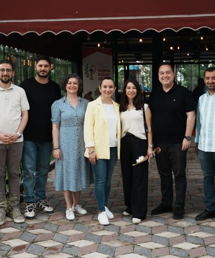 Manisa’daki Eczacılar Akhisar’da Buluştu