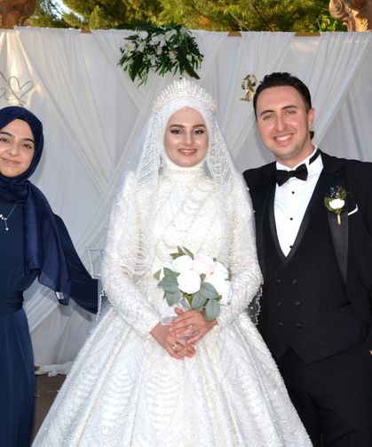 Ali Yaman’ın mutlu günü: Öğretmen çift dünya evine girdi