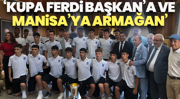Başkan Balaban, Yunusemre Belediyespor’un Şampiyon U17 takımını ağırladı