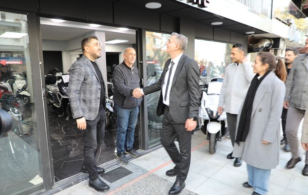 Başkan Şimşek Yarhasanlar’da Esnafla Buluştu