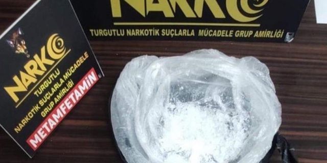Turgutlu’da uyuşturucuyla yakalanan 3 şüpheli tutuklandı