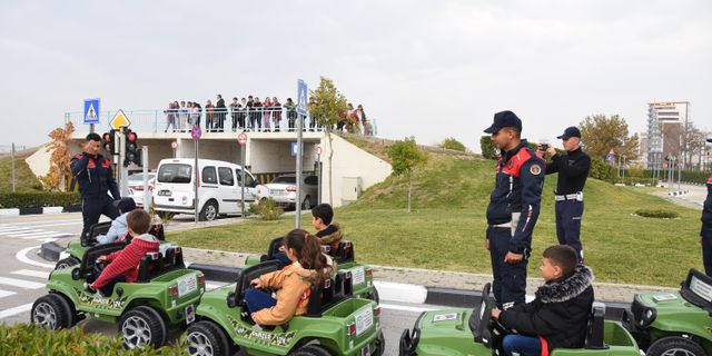 Trafik Eğitim Parkı Konuklarını Ağırlamaya Devam Ediyor
