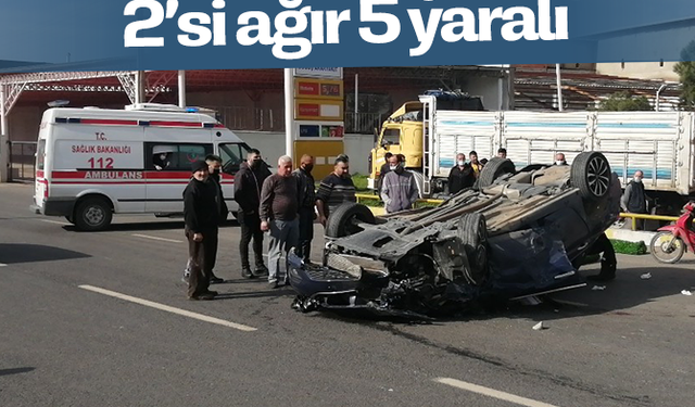 İki otomobil çarpıştı, 2’si ağır 5 yaralı