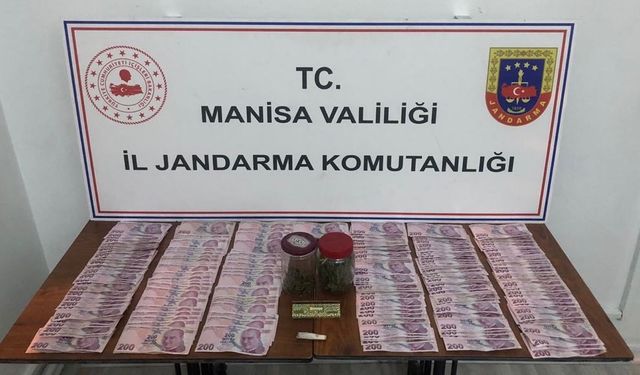 Manisa’da 3 ayrı adrese uyuşturucu baskını: 4 gözaltı