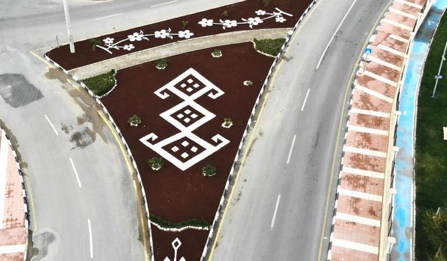 Dolomit Taşı ve Cürufla Manisa Caddeleri Motif Gibi İşleniyor