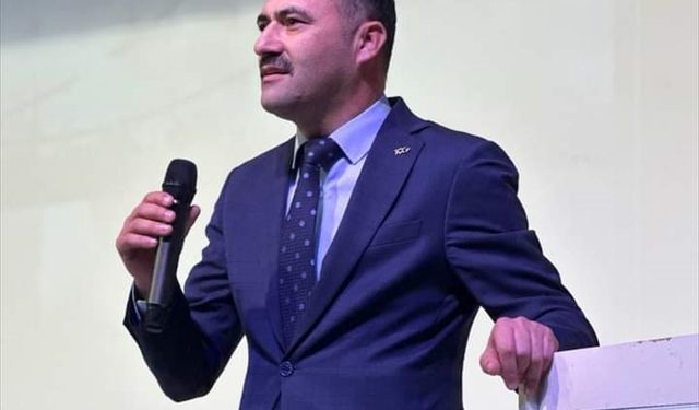 AK Parti Demirci Belediye Başkan adayı Erkan Kara projelerini anlattı