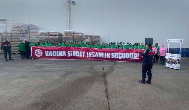 Salihli'de kadınlara "KADES" uygulaması anlatıldı