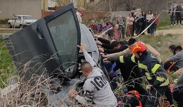Denizli'de iki ayrı trafik kazasında 5 kişi yaralandı