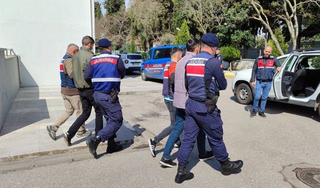 Manisa'daki terör operasyonunda yakalanan 2 kişi tutuklandı