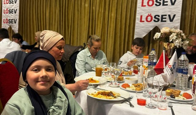 LÖSEV Manisa’da iftar yemeği düzenledi