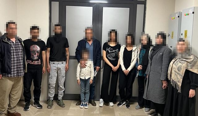 Afyonkarahisar'da göçmen kaçakçılığı yaptığı öne sürülen şüpheli tutuklandı