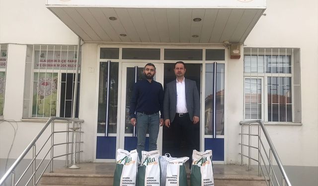 Alaşehir'de yem bitkisi tohumu dağıtımına başlandı