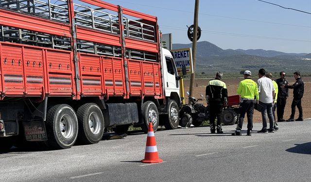 Manisa'da kamyonla çarpışan ATV'nin sürücüsü öldü