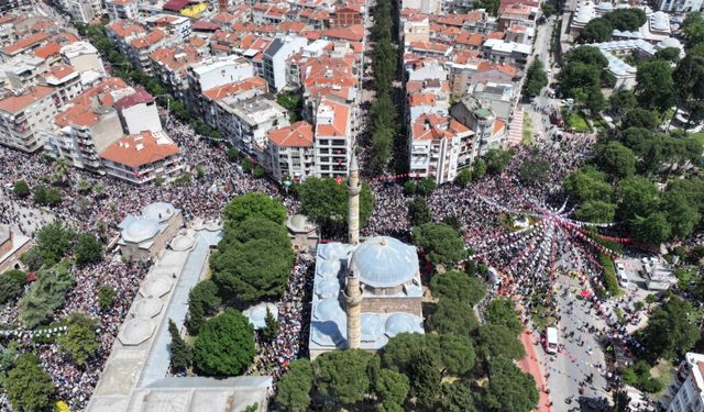 Hasret bitti | Manisa’da 7  ton mesir macunu saçıldı