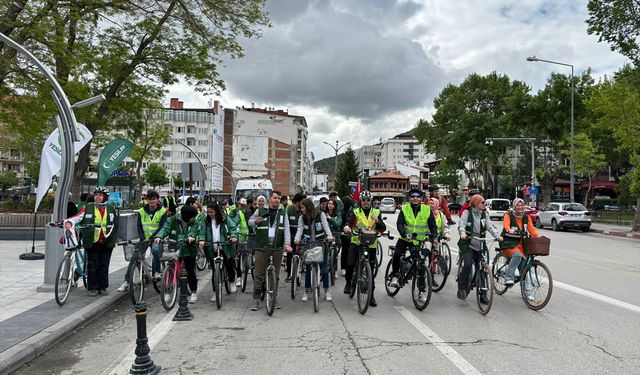 Afyonkarahisar ve Karaman'da "11. Yeşilay Bisiklet Turu" düzenlendi