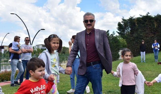 Manisa'da Karayolu Güvenliği ve Trafik Haftası dolayısıyla çeşitli etkinlikler yapıldı