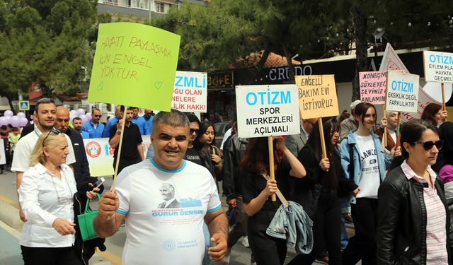 Muğla'da Engelliler Haftası kapsamında kortej yürüyüşü düzenlendi