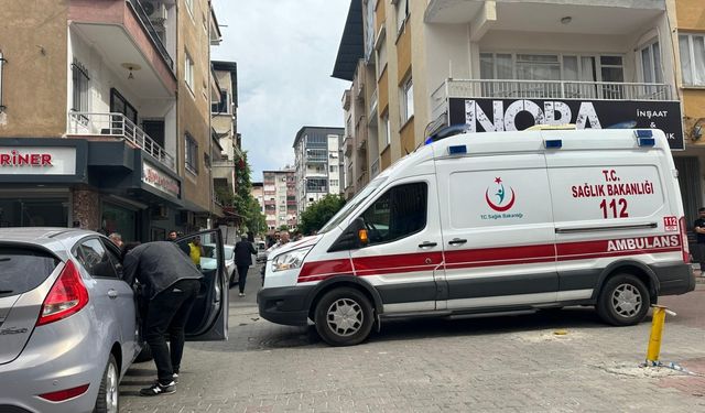 Nazilli'de otomobille çarpışan motosikletin sürücüsü yaralandı