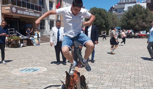 Seferihisar'da Hıdrellez şenliği düzenlendi