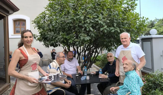 İstanbul Beyoğlu'nda şeker bağımlılığına dikkat çeken etkinlik