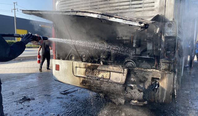 Harput FK faciadan kıl payı kurtuldu, takım otobüsü alev alev yandı