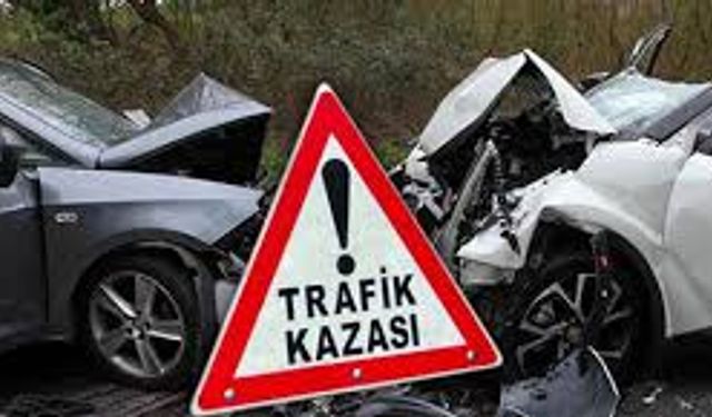 Turgutlu'da trafik kazası sürücü ağır yaralı