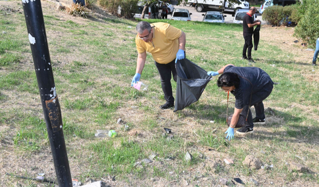 Manisa’da ‘atıksız bir dünya’ için gönüllülerden örnek etkinlik