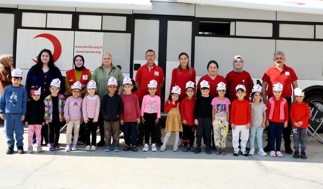 “Manisa Sana Kanım Feda” Projesi Kapsamında Kan Bağışı Kampanyası Düzenlendi