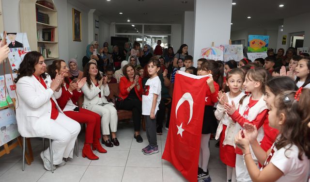 Yunusemreli minikler cumhuriyet coşkusunu erken yaşadı