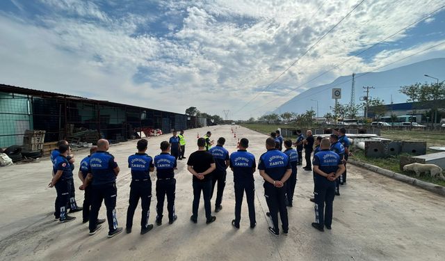 Manisa Büyükşehir’den zabıta personeline trafik eğitimi