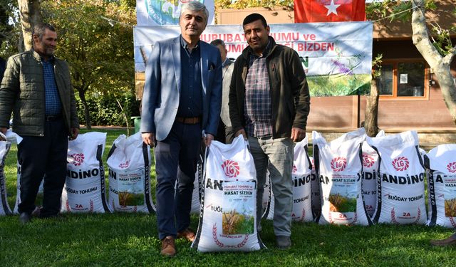 Büyükşehir’in Tohum Desteği Devam Ediyor