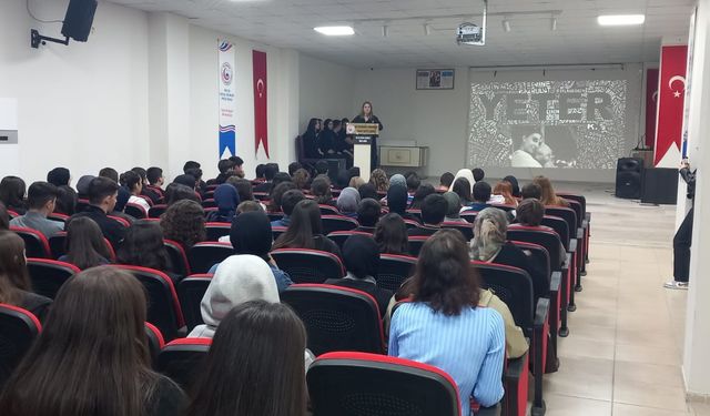 Ali Uzunoğlu Anadolu İmam Hatip Lisesi’nden Kadına Şiddete Karşı Güçlü Mesaj