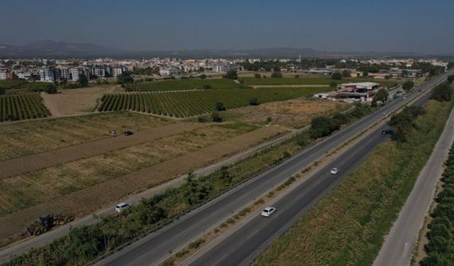 Saruhanlı ’da imar çalışmaları bittim yol yapım çalışmaları başladı