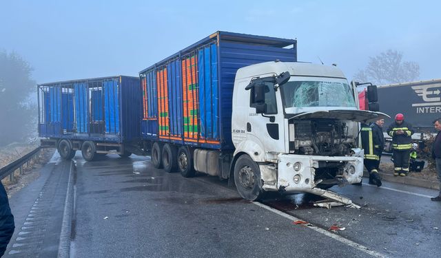 Yağışlı ve Sisli Havalara Dikkat: Manisa’da 14 Trafik Kazası!